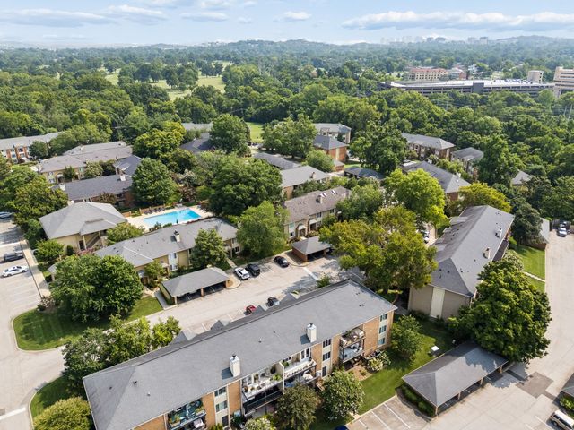 4487 Post Pl Apt 28, Nashville, TN 37205