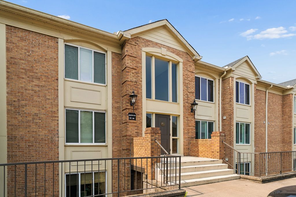 4487 Post Pl Apt 28, Nashville, TN 37205