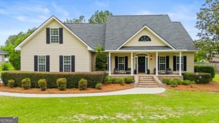 9027 Oakfield Drive, Statesboro, GA 30461