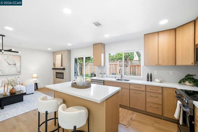 293 Keeler Ct, San Jose, CA 95139
