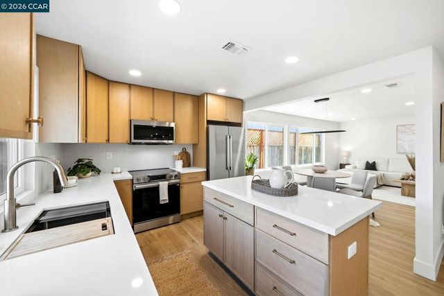 293 Keeler Ct, San Jose, CA 95139