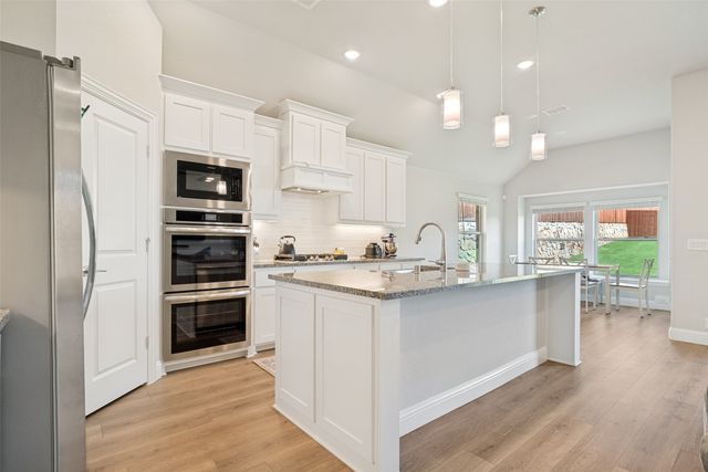 148 Kingfisher Lane, Aledo, TX 76008