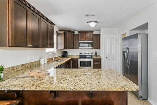 200 Brook Court, Niceville, FL 32578