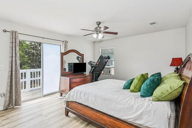 200 Brook Court, Niceville, FL 32578