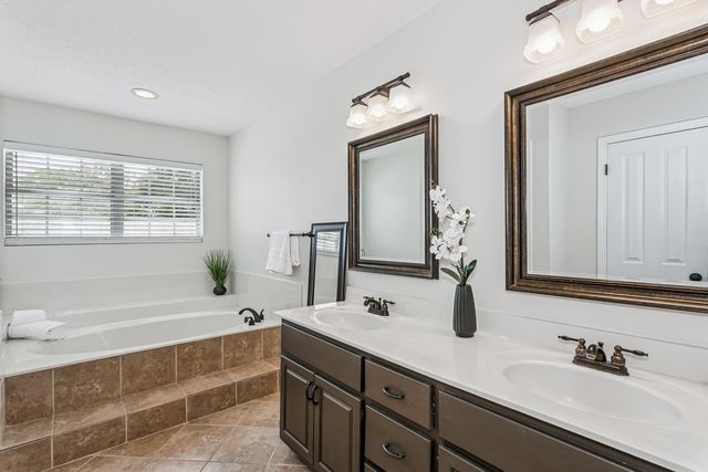 200 Brook Court, Niceville, FL 32578