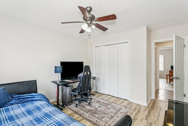 200 Brook Court, Niceville, FL 32578
