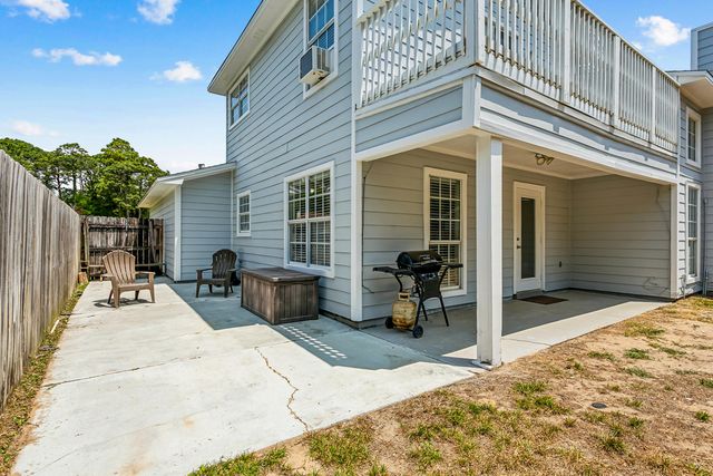 200 Brook Court, Niceville, FL 32578