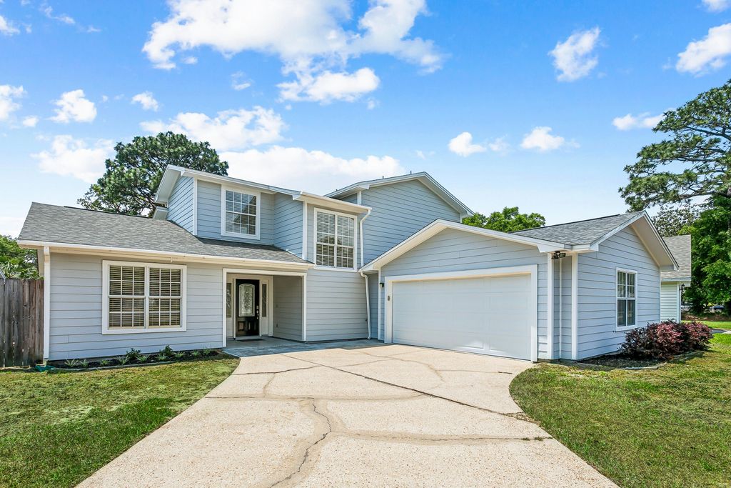 200 Brook Court, Niceville, FL 32578