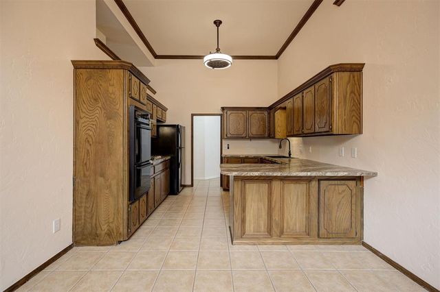 509 NW 170th Street, Edmond, OK 73012
