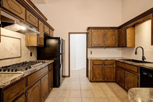 509 NW 170th Street, Edmond, OK 73012