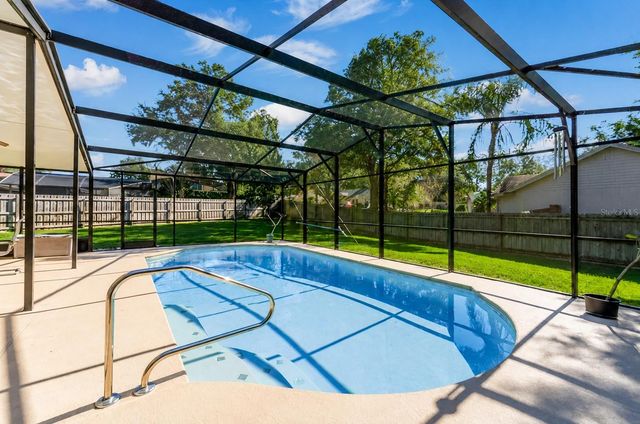 2067 MAJESTIC WOODS BOULEVARD, Apopka, FL 32712