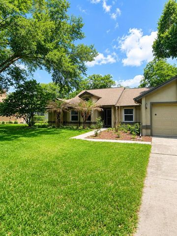 2067 MAJESTIC WOODS BOULEVARD, Apopka, FL 32712