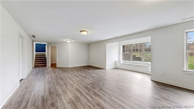 2123 Allen Way, Sellersburg, IN 47172