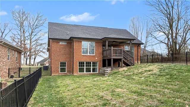 2123 Allen Way, Sellersburg, IN 47172