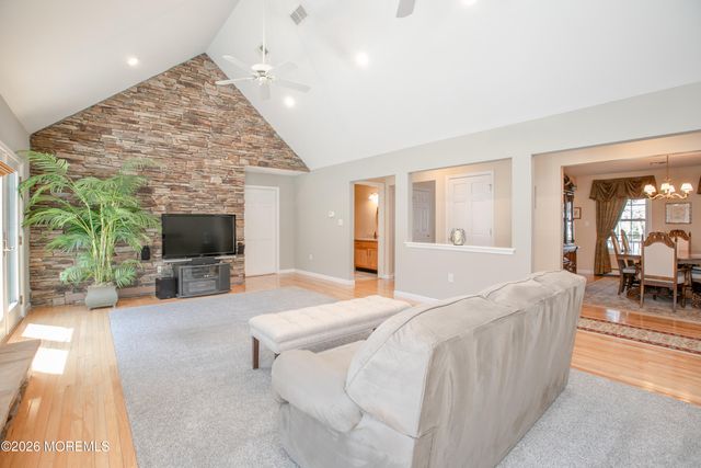 12 Marissa Drive, New Egypt, NJ 08533