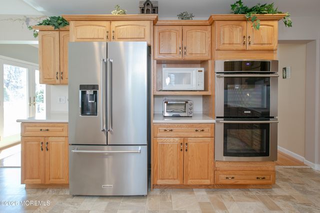 12 Marissa Drive, New Egypt, NJ 08533