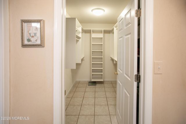 12 Marissa Drive, New Egypt, NJ 08533