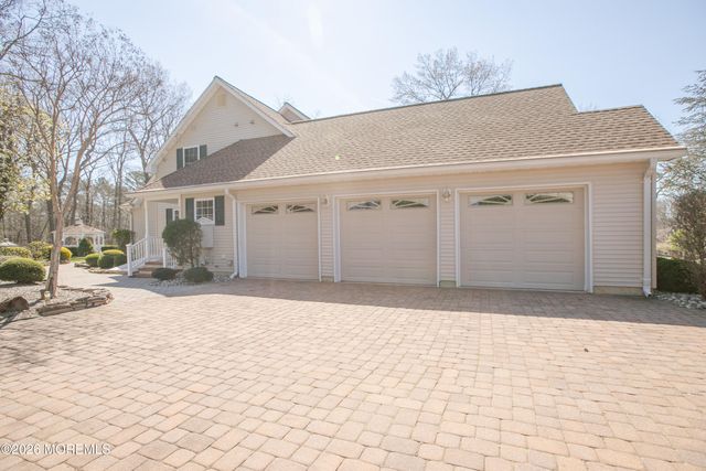 12 Marissa Drive, New Egypt, NJ 08533