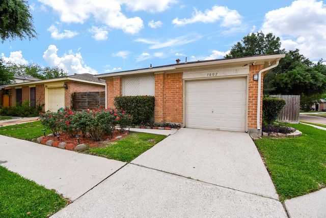 7802 Greenedge Drive, Houston, TX 77040