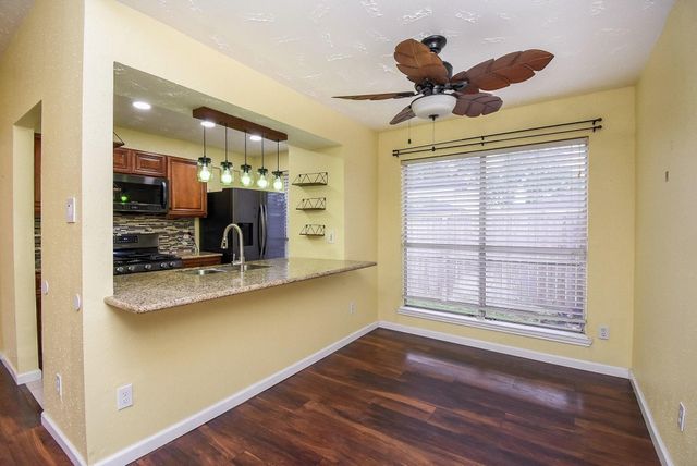 7802 Greenedge Drive, Houston, TX 77040