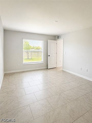 4117 San Clemente CT, North Fort Myers, FL 33917