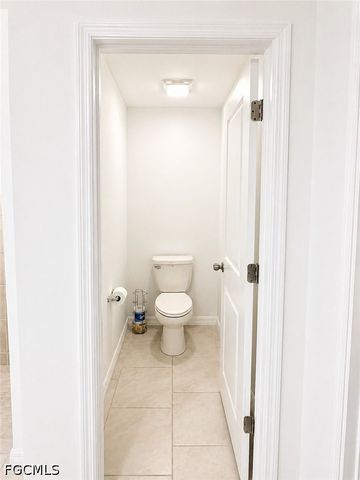 4117 San Clemente CT, North Fort Myers, FL 33917