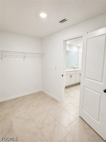 4117 San Clemente CT, North Fort Myers, FL 33917