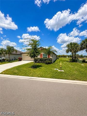 4117 San Clemente CT, North Fort Myers, FL 33917