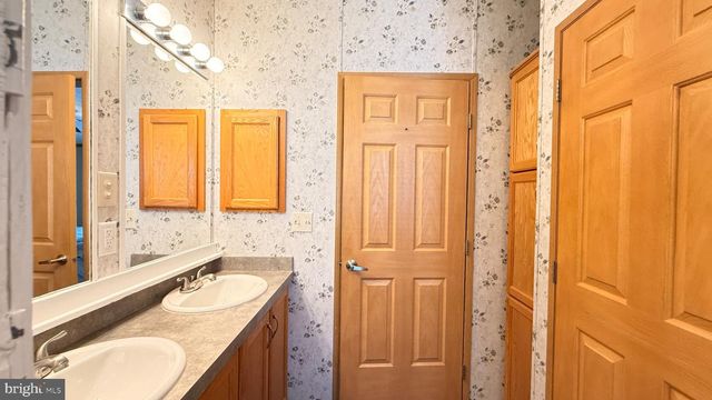 43 TRUDY CIR, Mechanicsburg, PA 17050