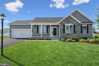 37 TANAGER CT #C12, Gettysburg, PA 17325