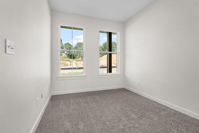 16525 Crossing Circle, Lindale, TX 75771