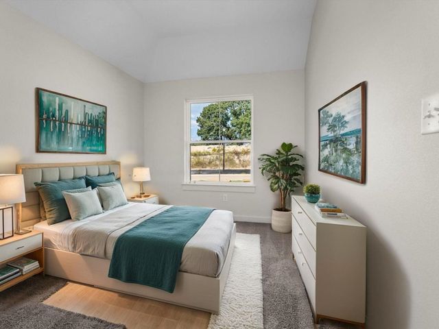 16525 Crossing Circle, Lindale, TX 75771