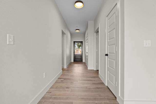 16525 Crossing Circle, Lindale, TX 75771