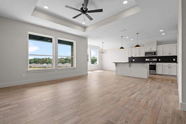 16525 Crossing Circle, Lindale, TX 75771