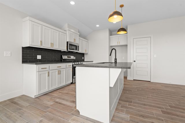 16525 Crossing Circle, Lindale, TX 75771