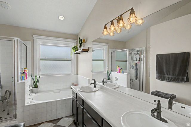 8233 S CREEKWOOD CIR, West Jordan, UT 84088
