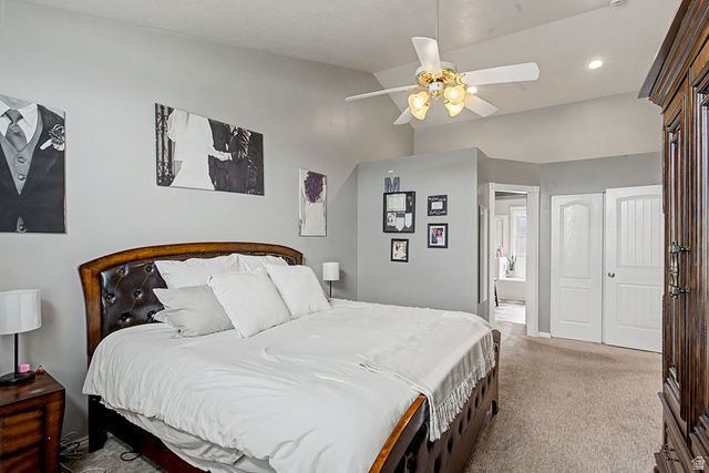 8233 S CREEKWOOD CIR, West Jordan, UT 84088