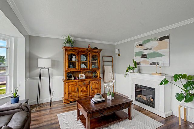 8233 S CREEKWOOD CIR, West Jordan, UT 84088