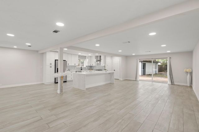 5510 Braesvalley Drive, Houston, TX 77096