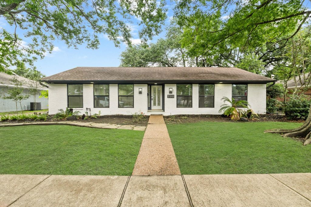 5510 Braesvalley Drive, Houston, TX 77096