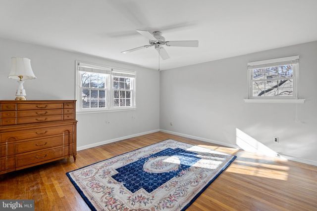 2409 SWEETBRIAR RD, Wilmington, DE 19810