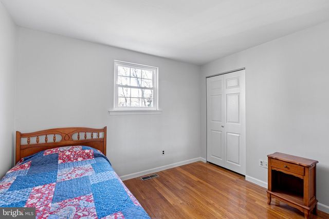 2409 SWEETBRIAR RD, Wilmington, DE 19810