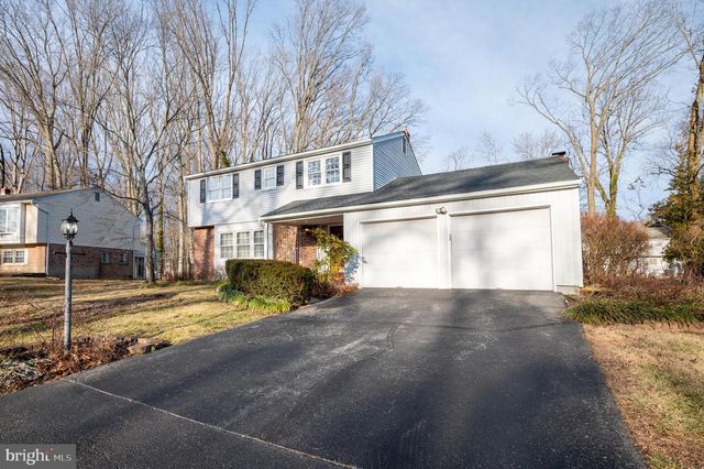 2409 SWEETBRIAR RD, Wilmington, DE 19810