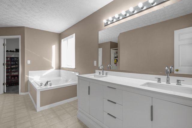 1065 Mastell Drive, Reynoldsburg, OH 43068