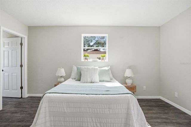 4940 LAKEWOOD DRIVE, Dade City, FL 33523