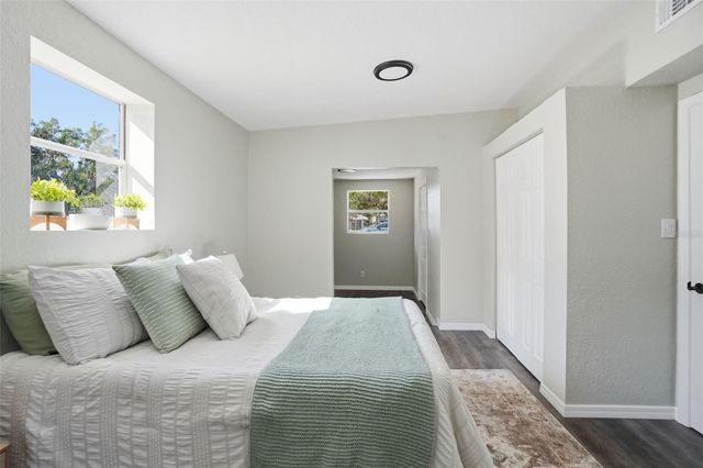 4940 LAKEWOOD DRIVE, Dade City, FL 33523