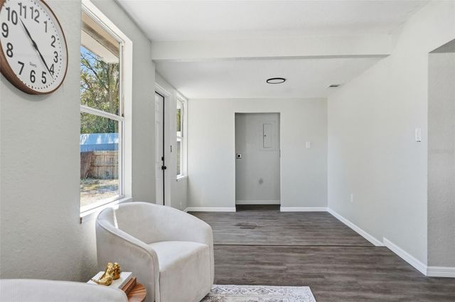 4940 LAKEWOOD DRIVE, Dade City, FL 33523