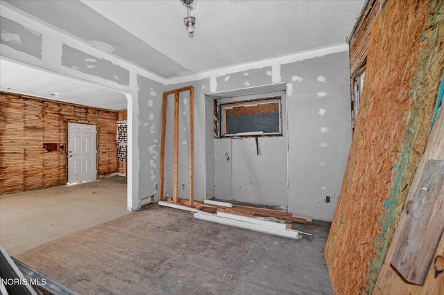 436 Elder Drive, Toledo, OH 43608