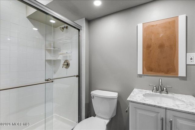 169 Princeton Oval, Freehold, NJ 07728