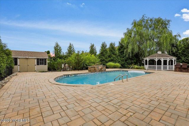 169 Princeton Oval, Freehold, NJ 07728